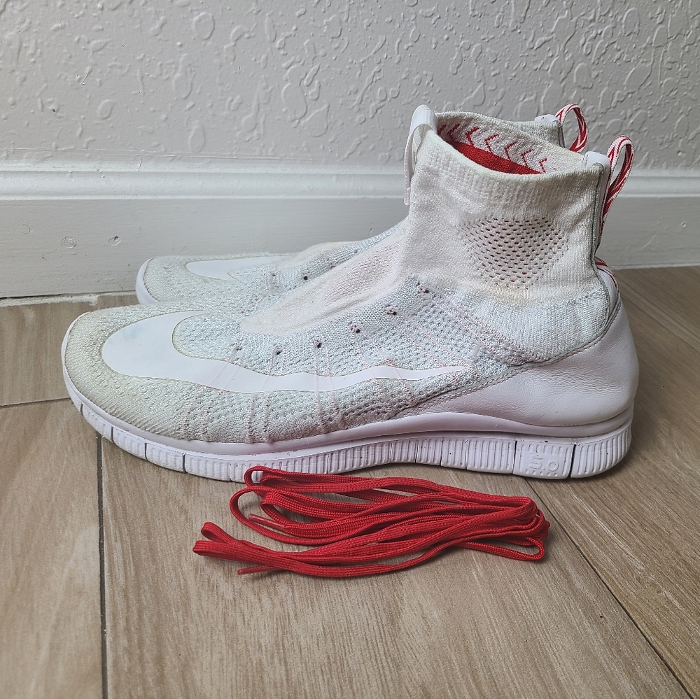 NikeFree Flyknit Mercurial 'Triple White'